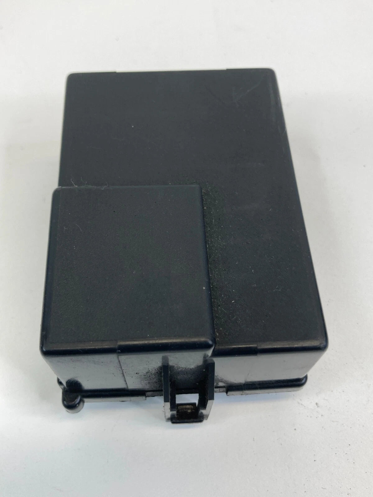 2000 LINCOLN TOWN CAR 4.6L FUSE BOX RELAY PANEL CAP TRIM COVER