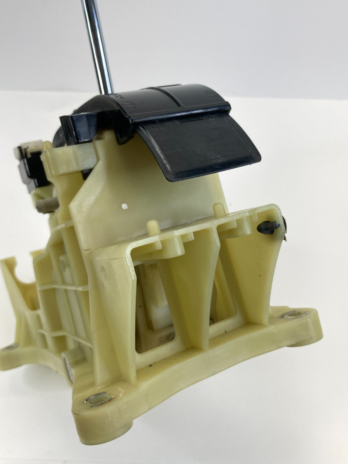 2008 2009 2010 Hyundai Sonata 3.3L Automatic Gear Shifter Lever Selector OEM