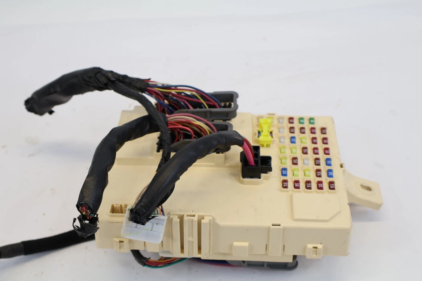 11-14 HYUNDAI SONATA 2.4L FRONT ENGINE JUNCTION FUSE BOX BLOCK 919503S060 OEM