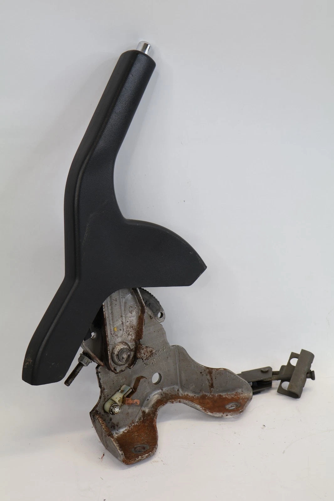 2008-2014 DODGE AVENGER CENTER EMERGENCY BRAKE LEVER HANDLE UNIT OEM FACTORY