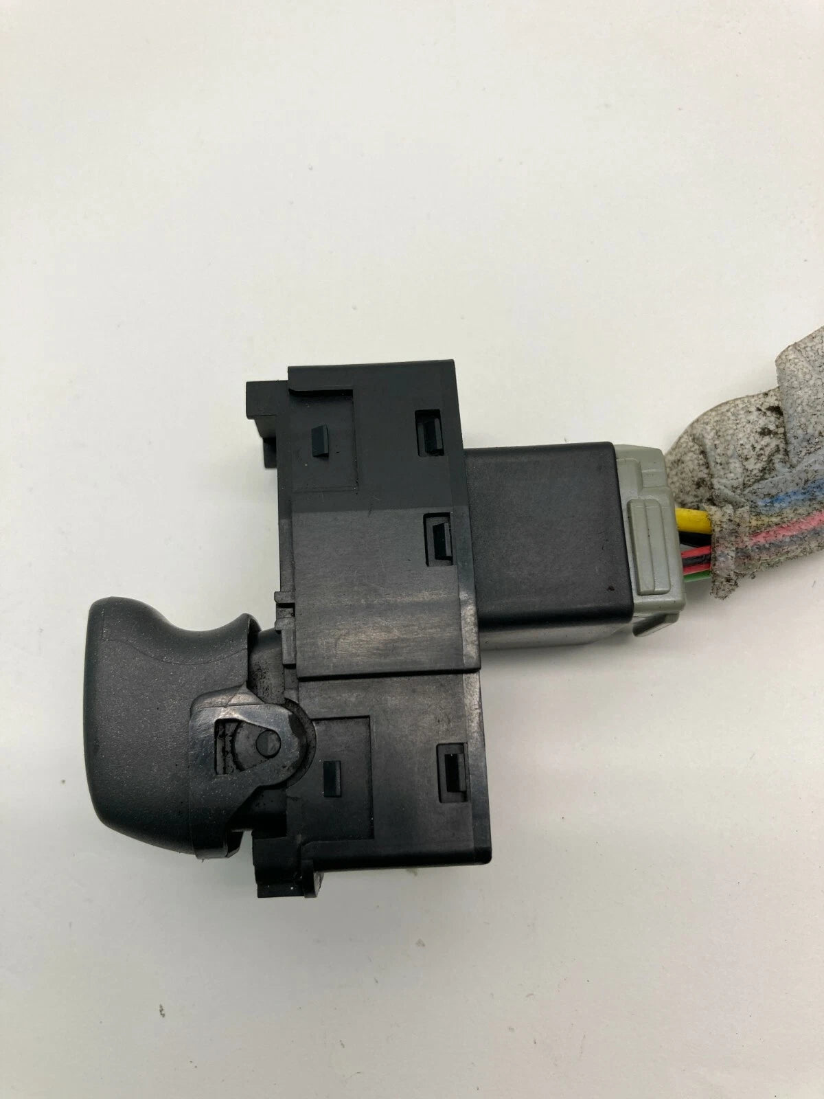 2001-2009 VOLVO S60 REAR LEFT SIDE DOOR WINDOW CONTROL SWITCH 9472275 OEM