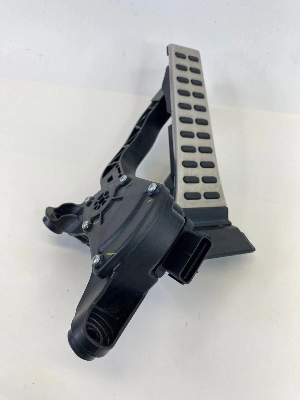 2012 2013 2014 2015 KIA OPTIMA ACCELERATOR GAS PEDAL TRAVEL SENSOR 32700-3Q110