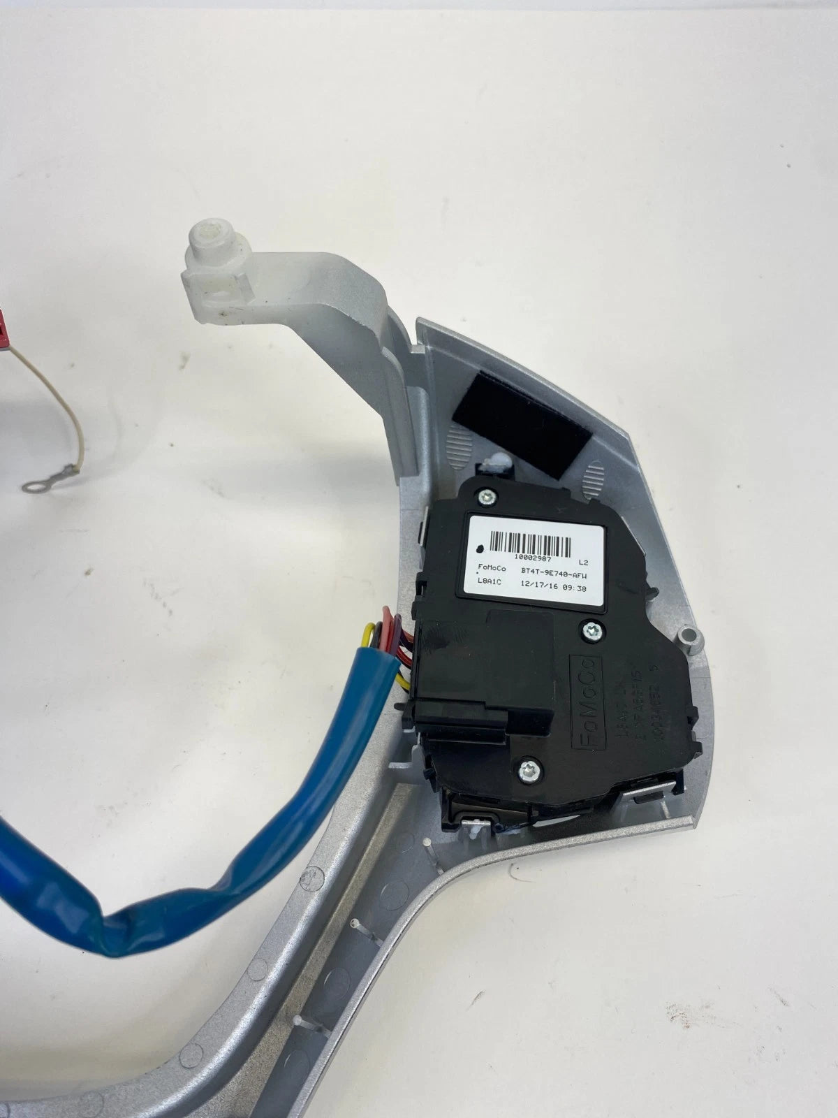 2013-2019 Ford Taurus Steering Wheel Cruise & Audio Control Switch Trim Bezel