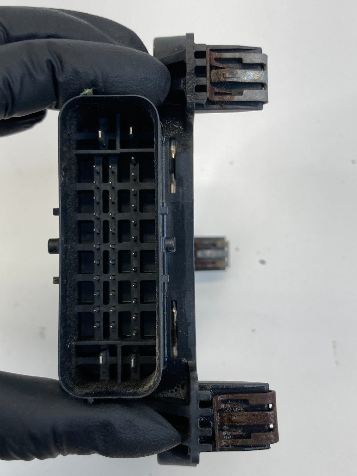 2009 09 Cadillac CTS Headlight Head Lamp Leveling Control Module 25972002 OEM