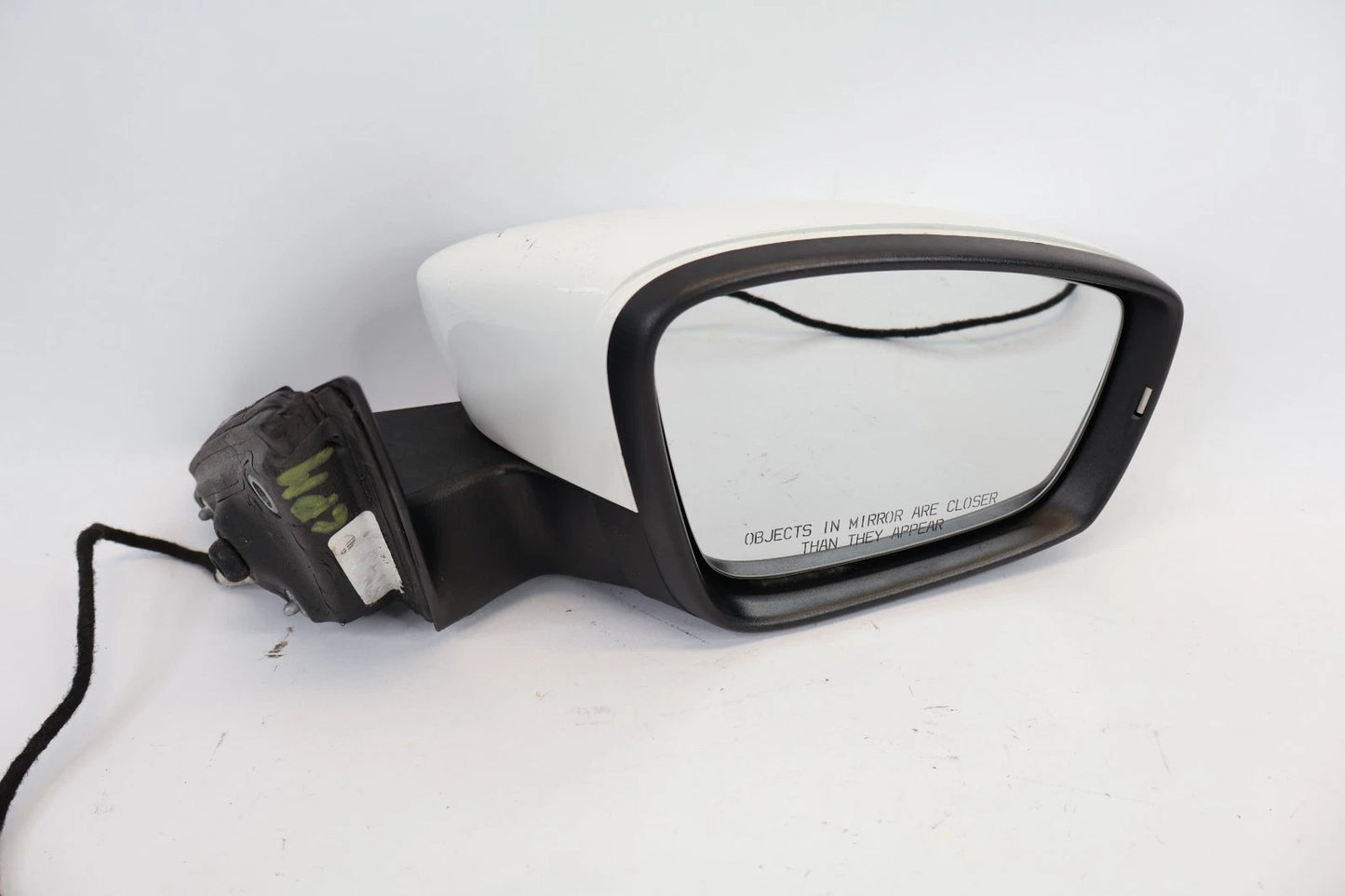 2012-2015 VOLKSWAGEN PASSAT RIGHT SIDE VIEW POWER DOOR MIRROR ASSEMBLY WHITE OEM