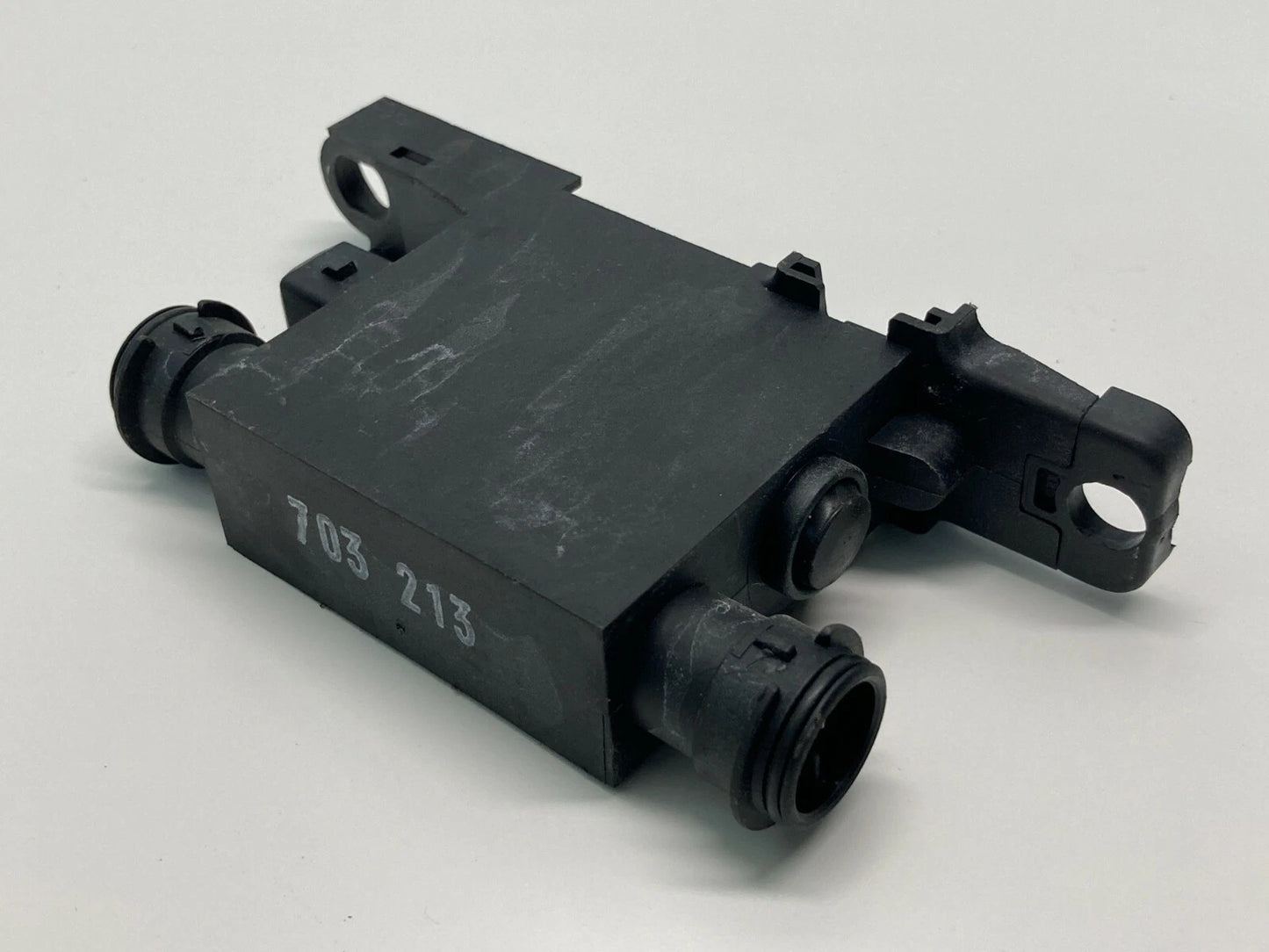 1996-2001 AUDI A4 QUATTRO HEATED FRONT DOOR LOCK CONTROL MODULE 4A0959981 OEM