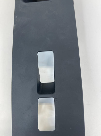 2011-2015 Kia Sorento Front Right Window Switch Bezel Trim 93575-2P000VA OEM