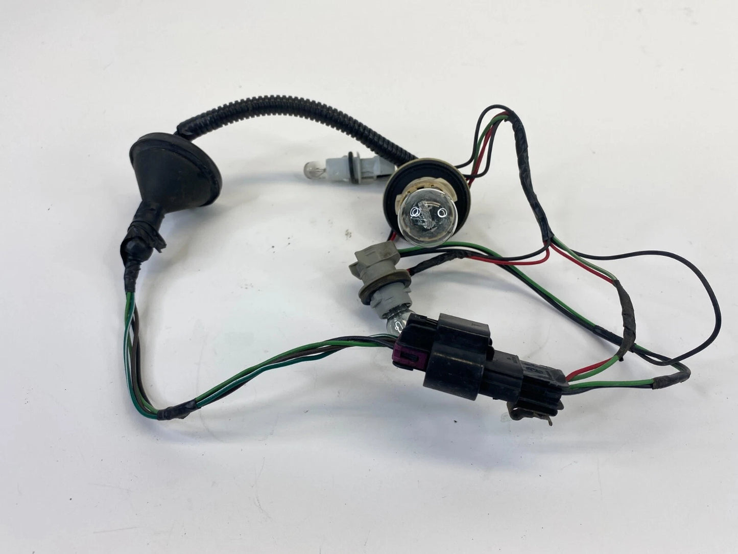 10-15 CHEVROLET EQUINOX REAR TAIL LIGHT WIRING HARNESS BINDING PLUG SOCKET OEM