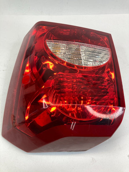 2007 07 Dodge Caliber Rear Right Side Trunk Lid Tail Light Assembly 5303752 OEM