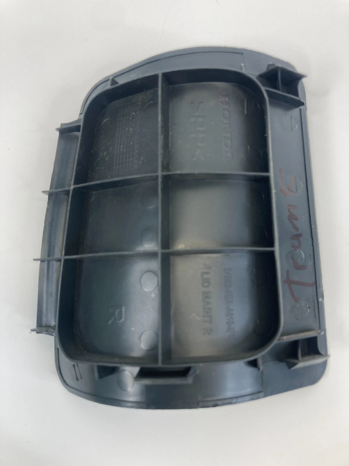 2003-2005 HONDA ACCORD REAR RIGHT SIDE INNER TAIL LIGHT SCREW TRIM COVER OEM