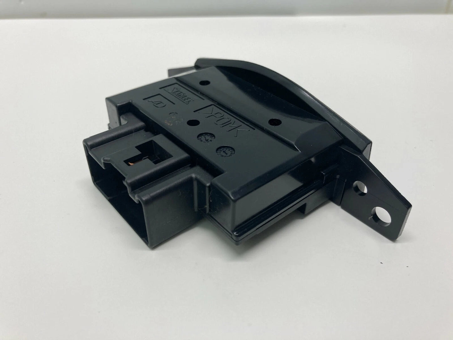 2000-2006 MAZDA MPV HVAC REAR TEMPERATURE FAN CONTROL SWITCH PANEL OEM
