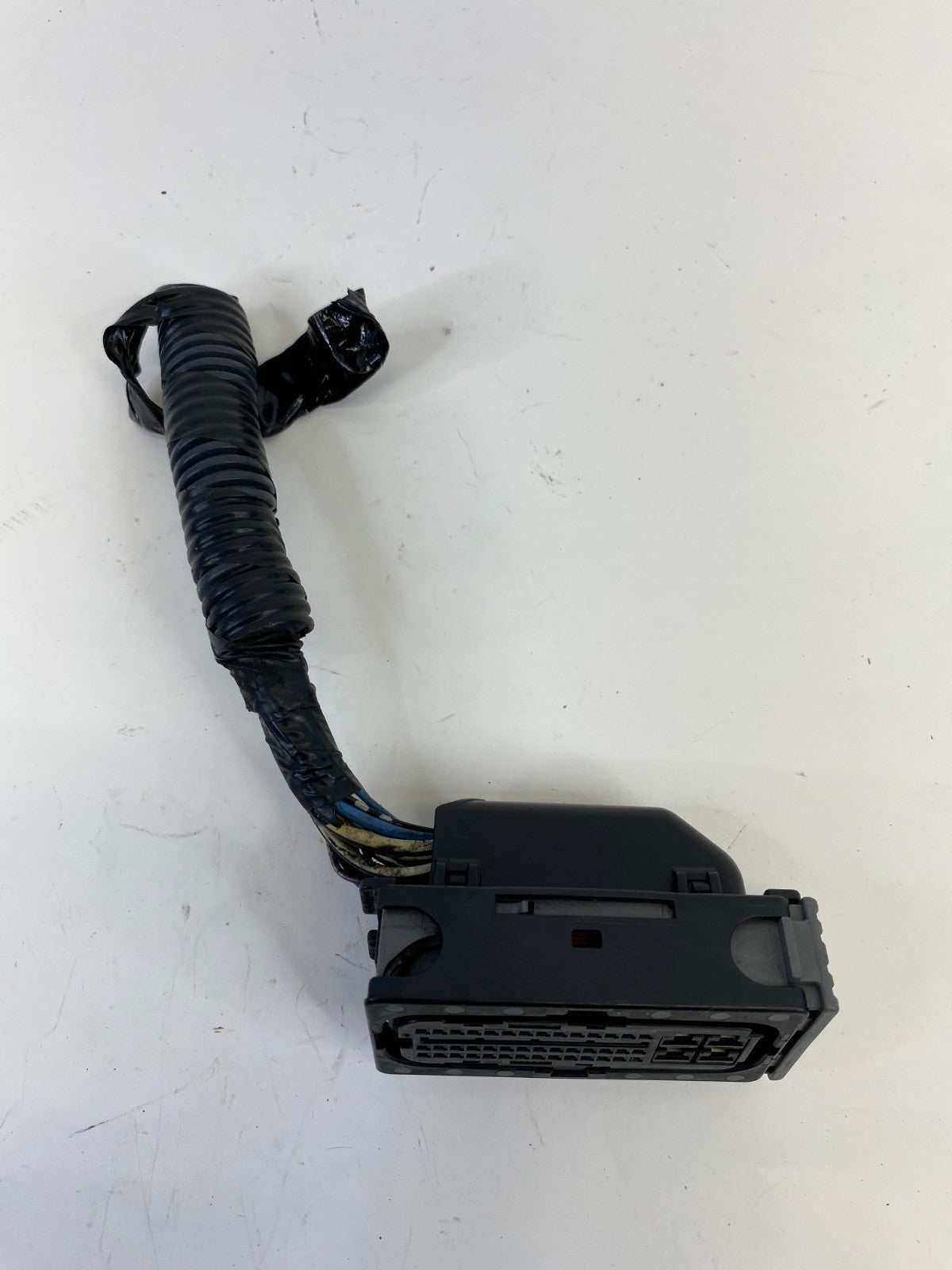 2011 11 Toyota Avalon 3.5L V6 AT FWD ABS Brake Pump Plug Pigtail Connector OEM