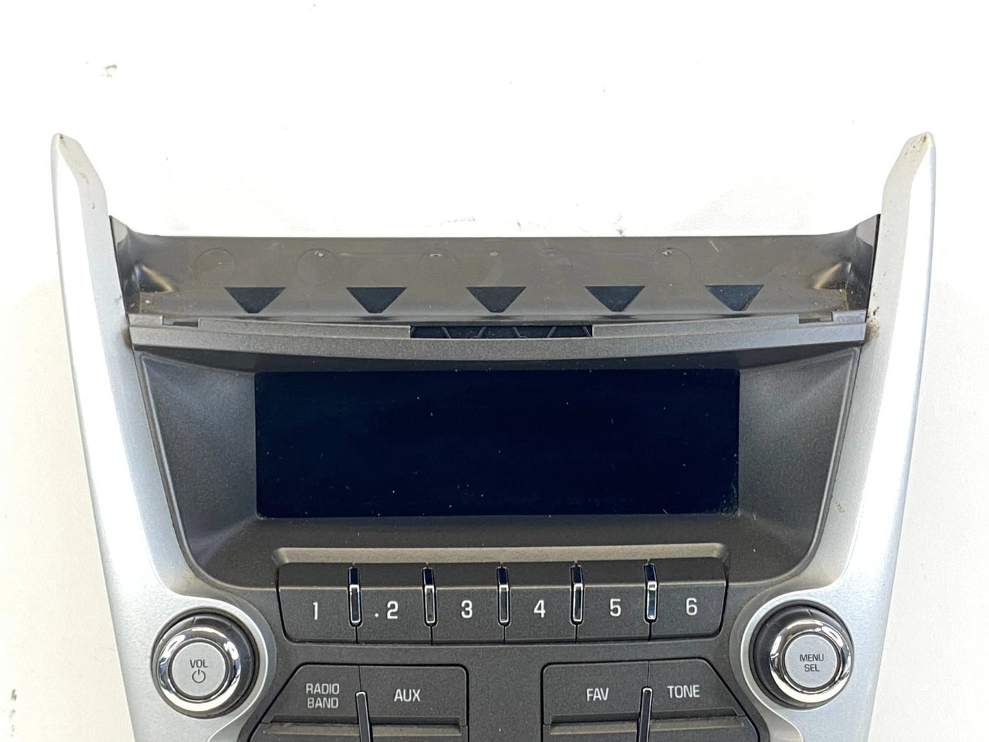 2010 2011 GMC TERRAIN RADIO FACE PLATE AC CLIMATE CONTROL SWITCH PANEL W/ SCREEN