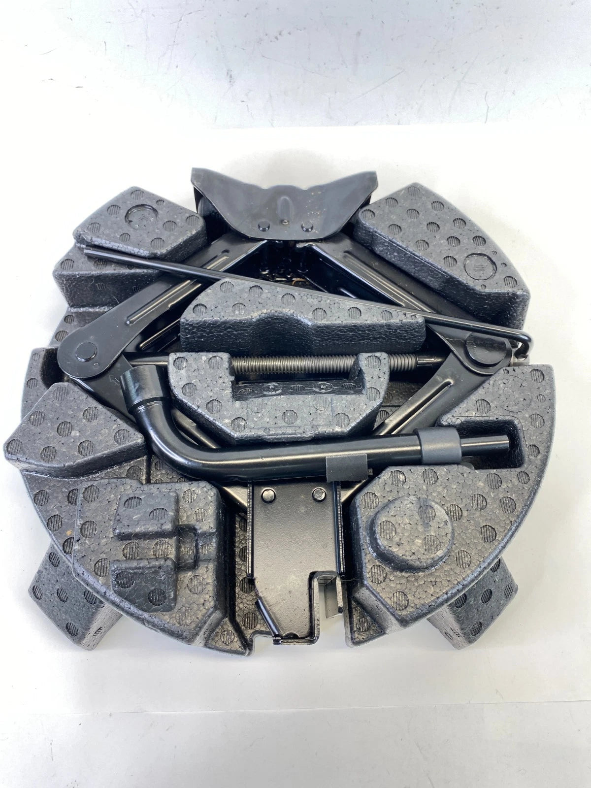 2013-2019 FORD ESCAPE EMERGENCY SPARE WHEEL TIRE LIFTING JACK TOOLS W /FOAM TRIM