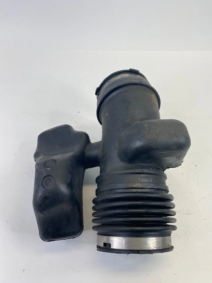 2009-2011 CHEVROLET TRAVERSE AIR INTAKE CLEANER UPPER OUTLET DUCT HOSE TUBE OEM