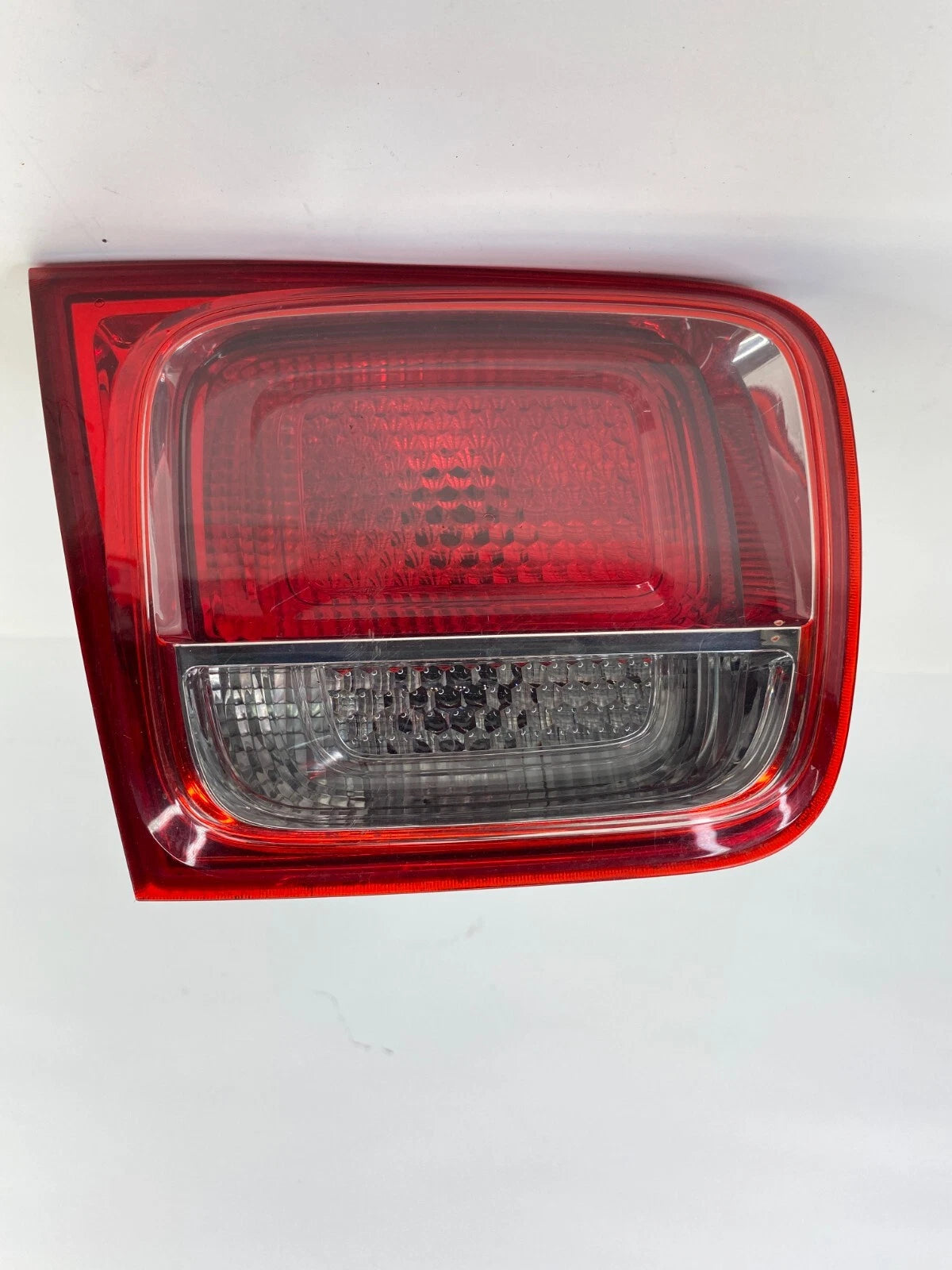 2013-2015 CHEVY MALIBU REAR LEFT SIDE TAIL LIGHT INNER TAILLIGHT LAMP LH OEM