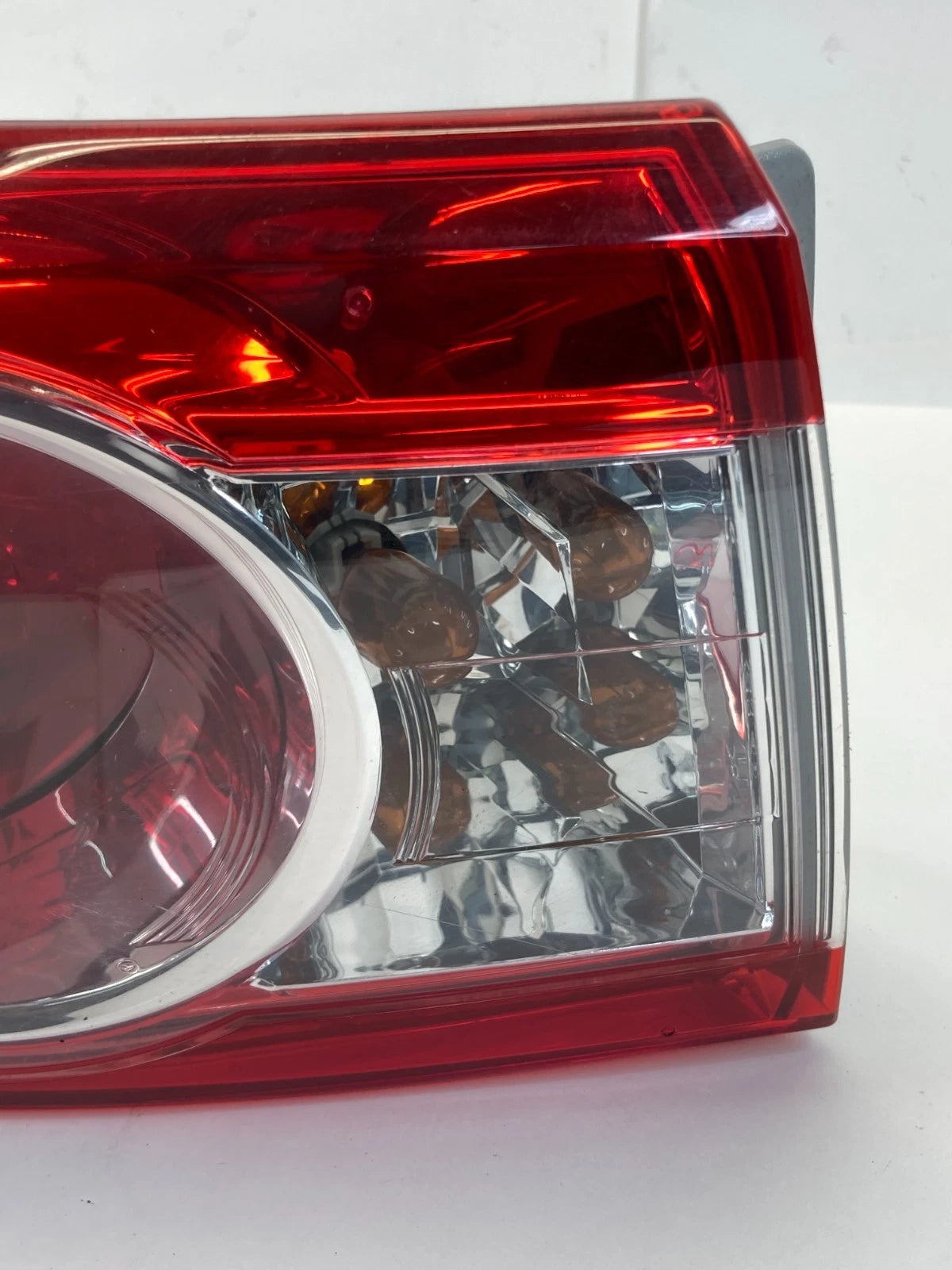 2011-2013 TOYOTA COROLLA REAR LEFT SIDE OUTER TAILLIGHT TAIL LAMP ASSY OEM