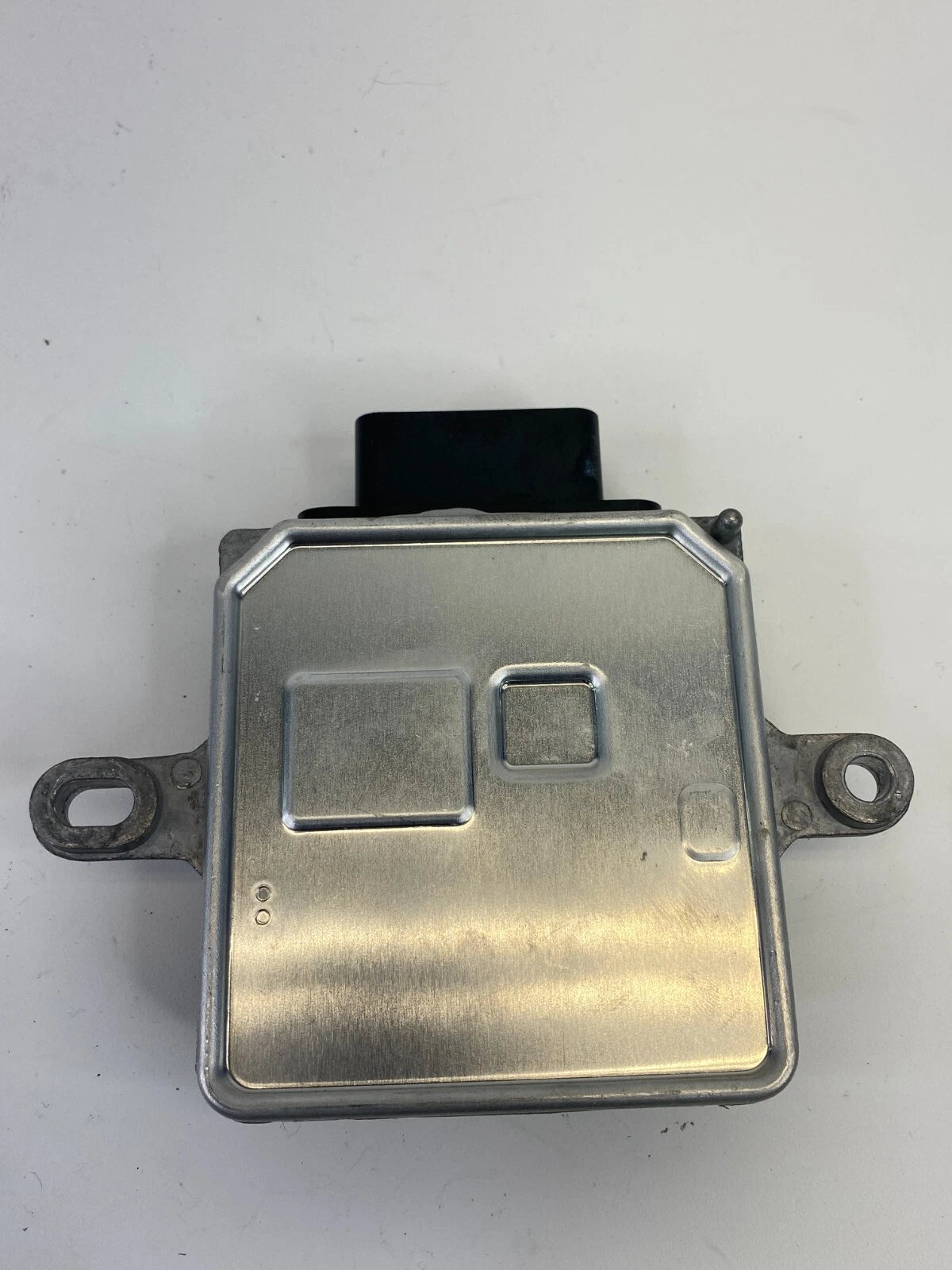 2013-2015 CHEVROLET CAPTIVA SPORT 2.4L FUEL PUMP CONTROL MODULE OEM 23172742