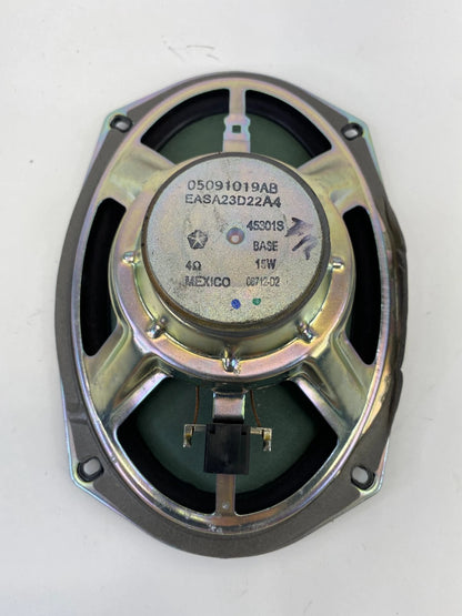 04-16 CHRYSLER TOWN & COUNTRY FRONT RIGHT DOOR SOUND AUDIO SPEAKER 05091019A OEM
