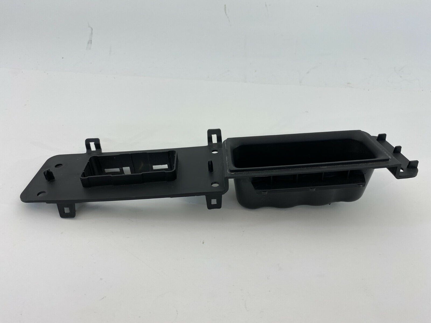 2007-2010 Jeep Patriot Rear Right Side Door Window Switch Cover Bezel Trim OEM