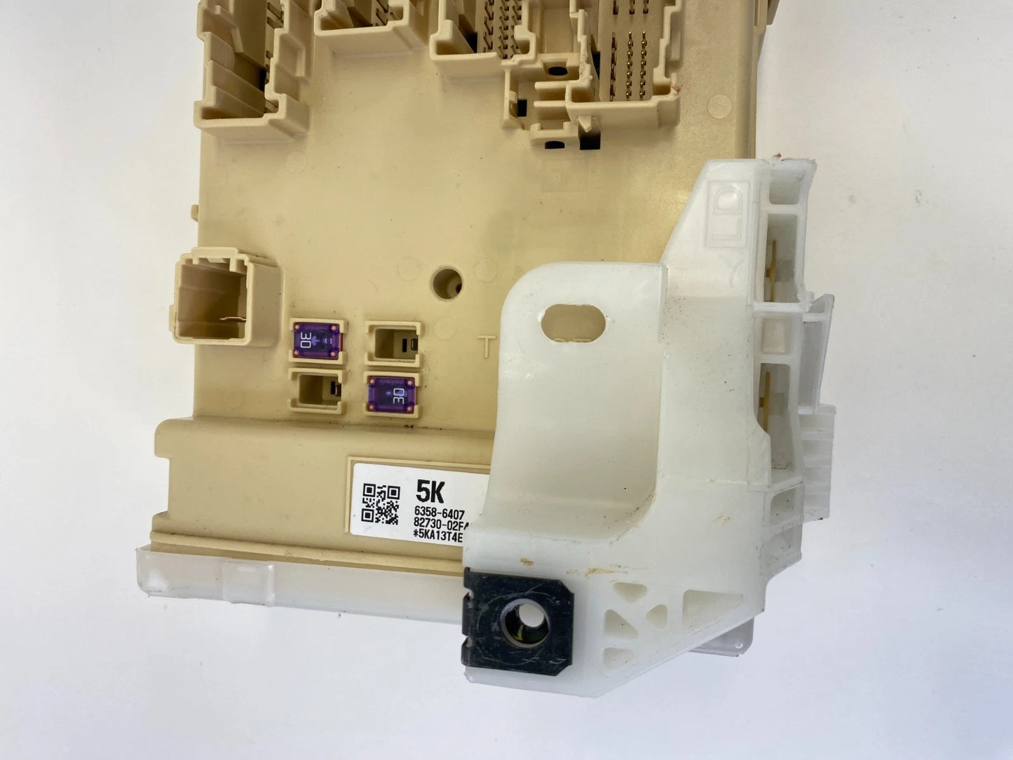 2017-2019 TOYOTA COROLLA INTERIOR FUSE BOX JUNCTION BLOCK OEM 82730-02F41