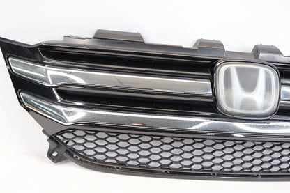 2016-2018 HONDA PILOT FRONT BUMPER UPPER GRILLE W/ EMBLEM LOGO 71121-TG7-A0 OEM