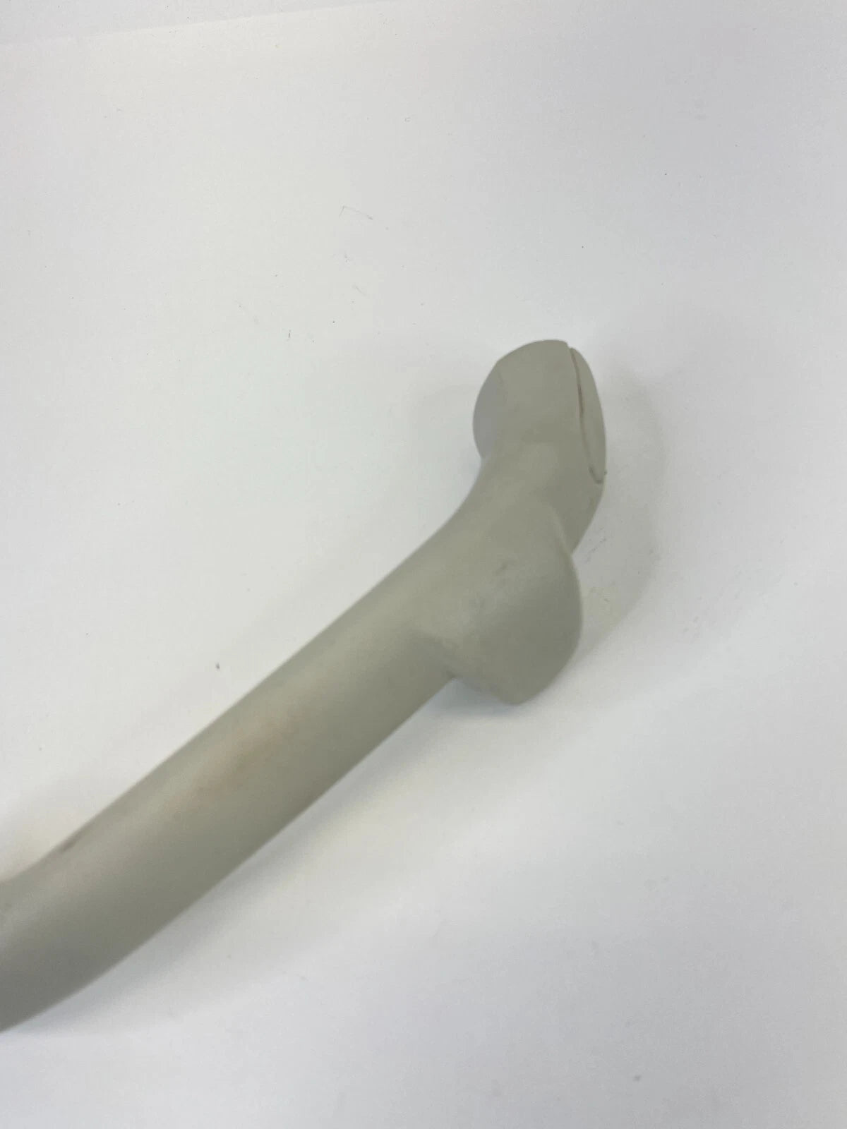 2009-2012 DODGE JOURNEY REAR RIGHT SIDE INNER ROOF GRAB GRIP HANDLE ASSIST OEM