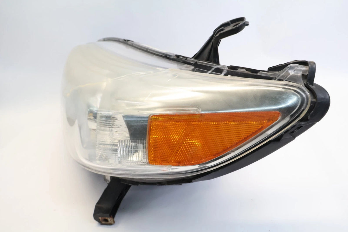 2011-2014 TOYOTA SIENNA LEFT DRIVER SIDE HID XENON HEADLIGHT HEAD LAMP ASSY OEM