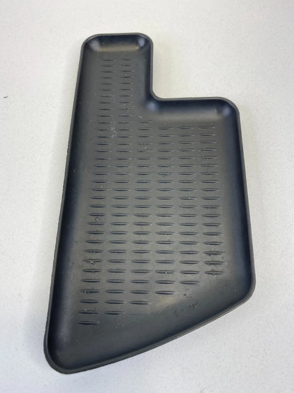2004-2010 BMW X3 CENTER CONSOLE STORAGE COMPARMENT LINNER RUBBER MAT 3405552 OEM