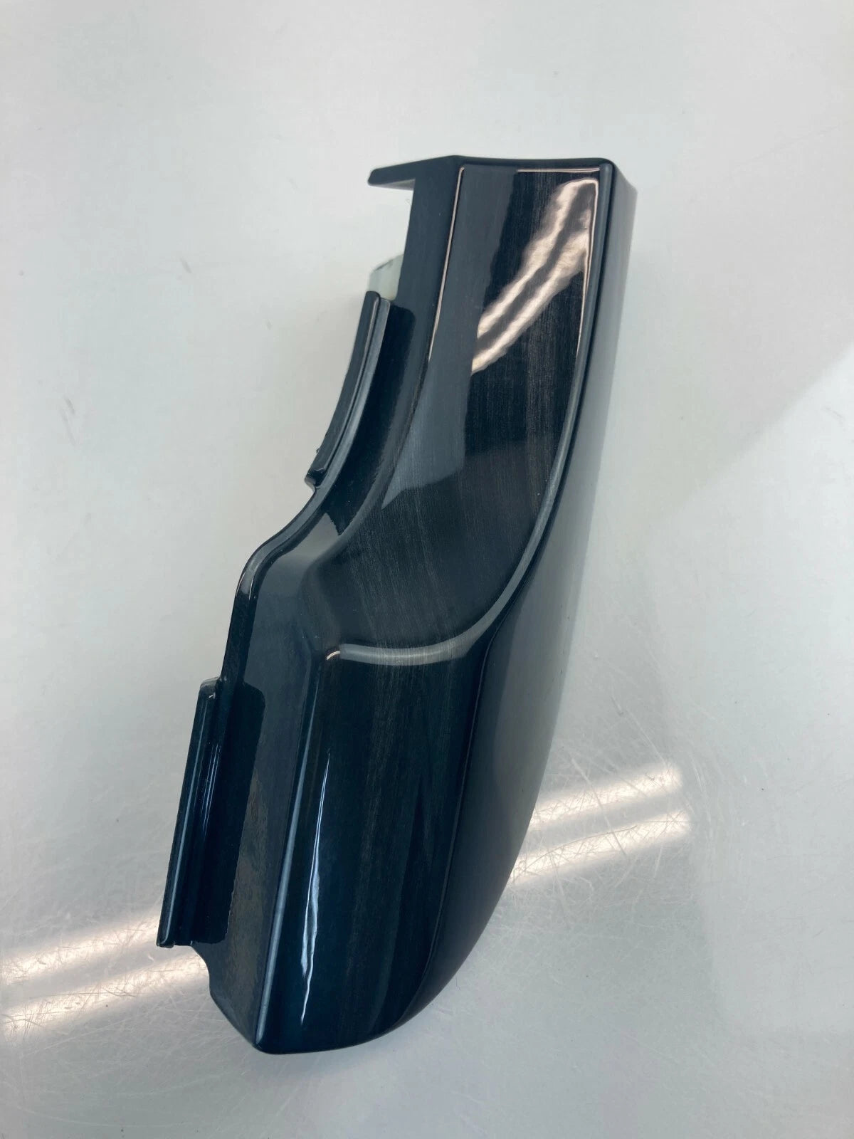 2011-2013 KIA SORENTO CENTER RIGHT PASSENGER DASH PANEL TRIM MOLDING 84782-2P010