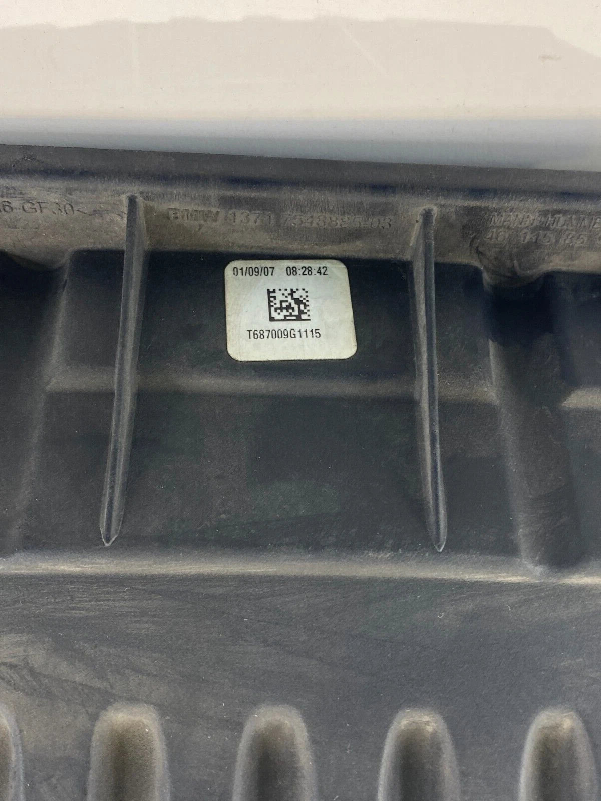 2007 2008 2009 2010 BMW X5 3.0L L6 AT AIR CLEANER FILTER BOX UPPER COVER HOUSING