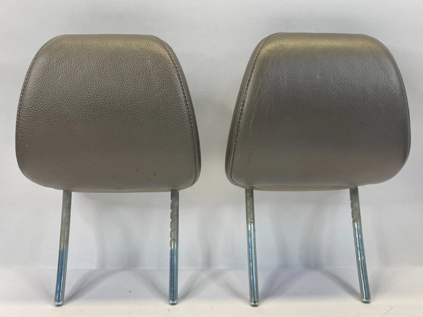 2011-2017 HONDA ODYSSEY FRONT RIGHT & LEFT SEAT HEADREST HEAD REST PAIR SET OEM