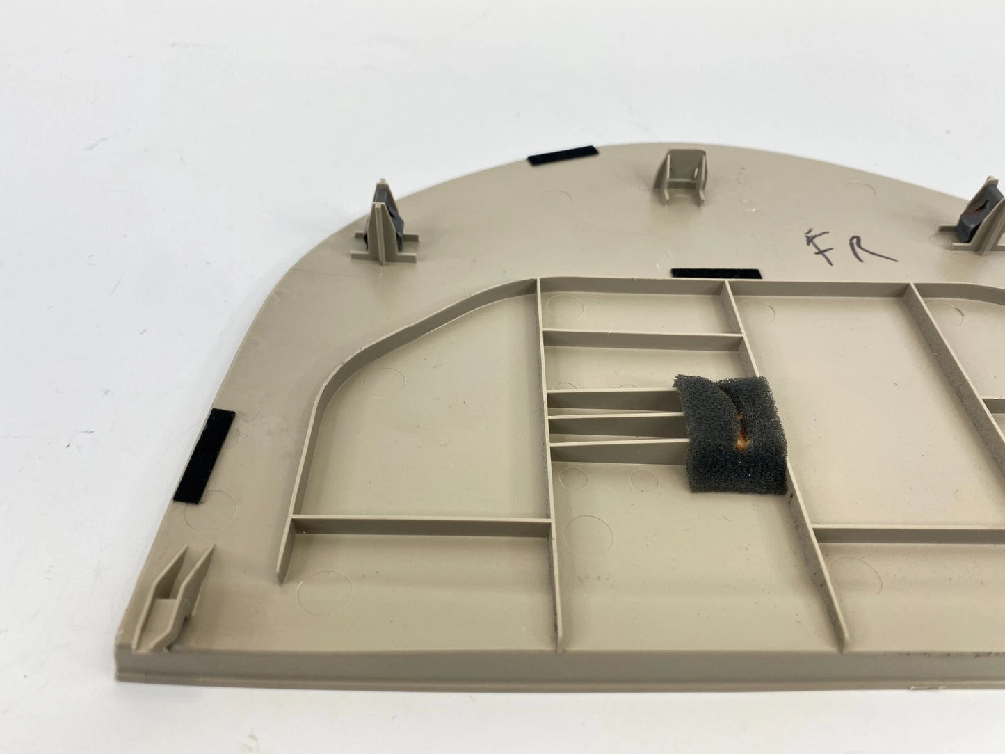 2000-2006 MAZDA MPV RIGHT PASSENGER SIDE DASH END CAP COVER TRIM LC6264951 OEM