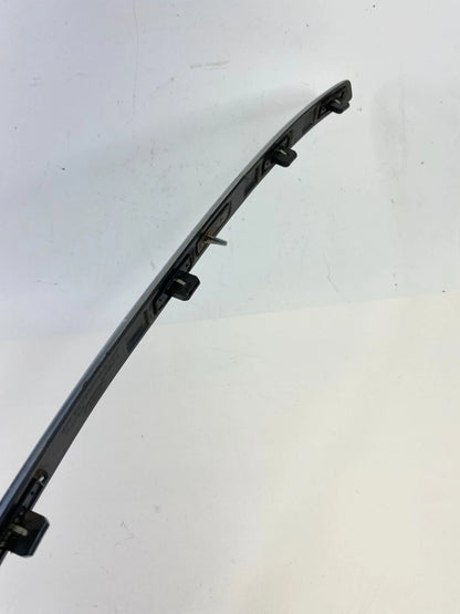 2013-2019 FORD TAURUS REAR TRUNK MOLDING W/ EMBLEM W/O CAMERA DG13-54425A22-A