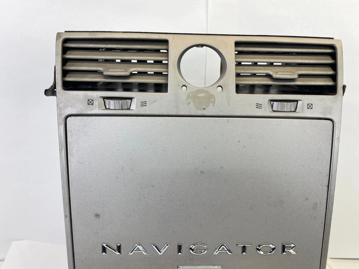 2003-2006 LINCOLN NAVIGATOR CLIMATE CONTROL UNIT AIR VENT DASH OEM 2L7H19D840AB