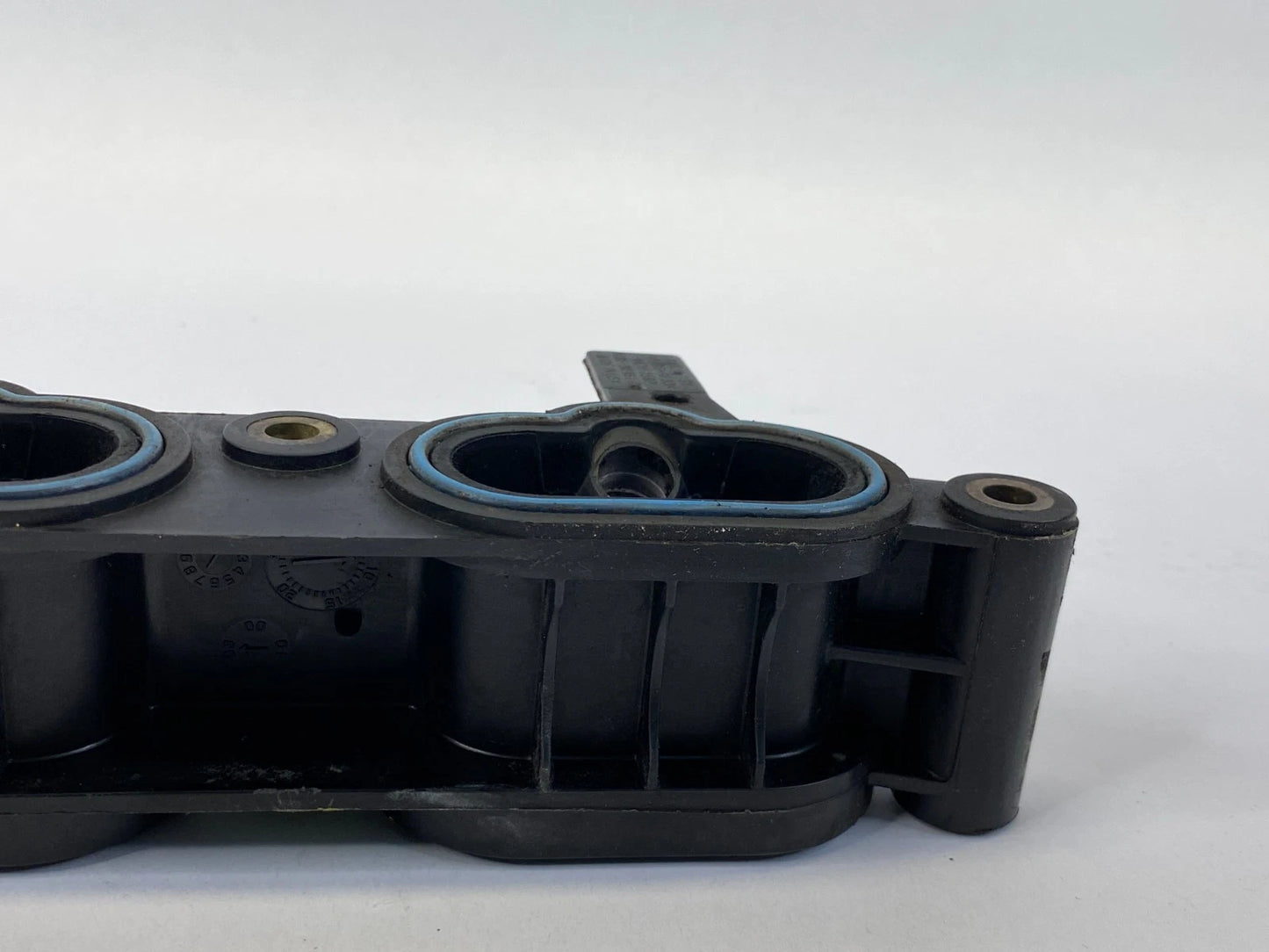 2003-2008 JAGUAR S-TYPE 3.0L V6 LOWER INTAKE MANIFOLD PLENUM OEM