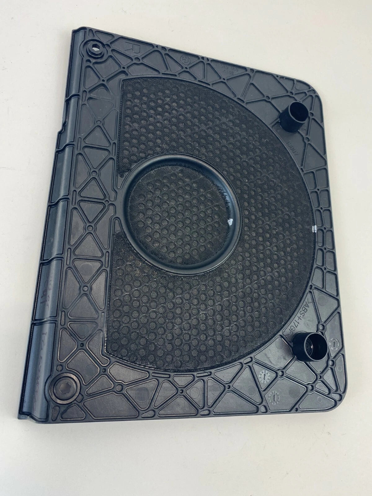 2004 2005 BMW 545I UNDER RIGHT PASSENGER SEAT SPEAKER WOOFER COVER PANEL TRIM