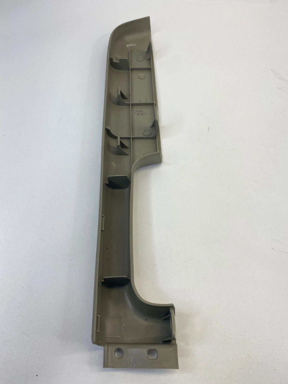 99-03 INFINITI QX4 REAR RIGHT DOOR ARMREST ARM REST PANEL PULL HANDLE 829402W100
