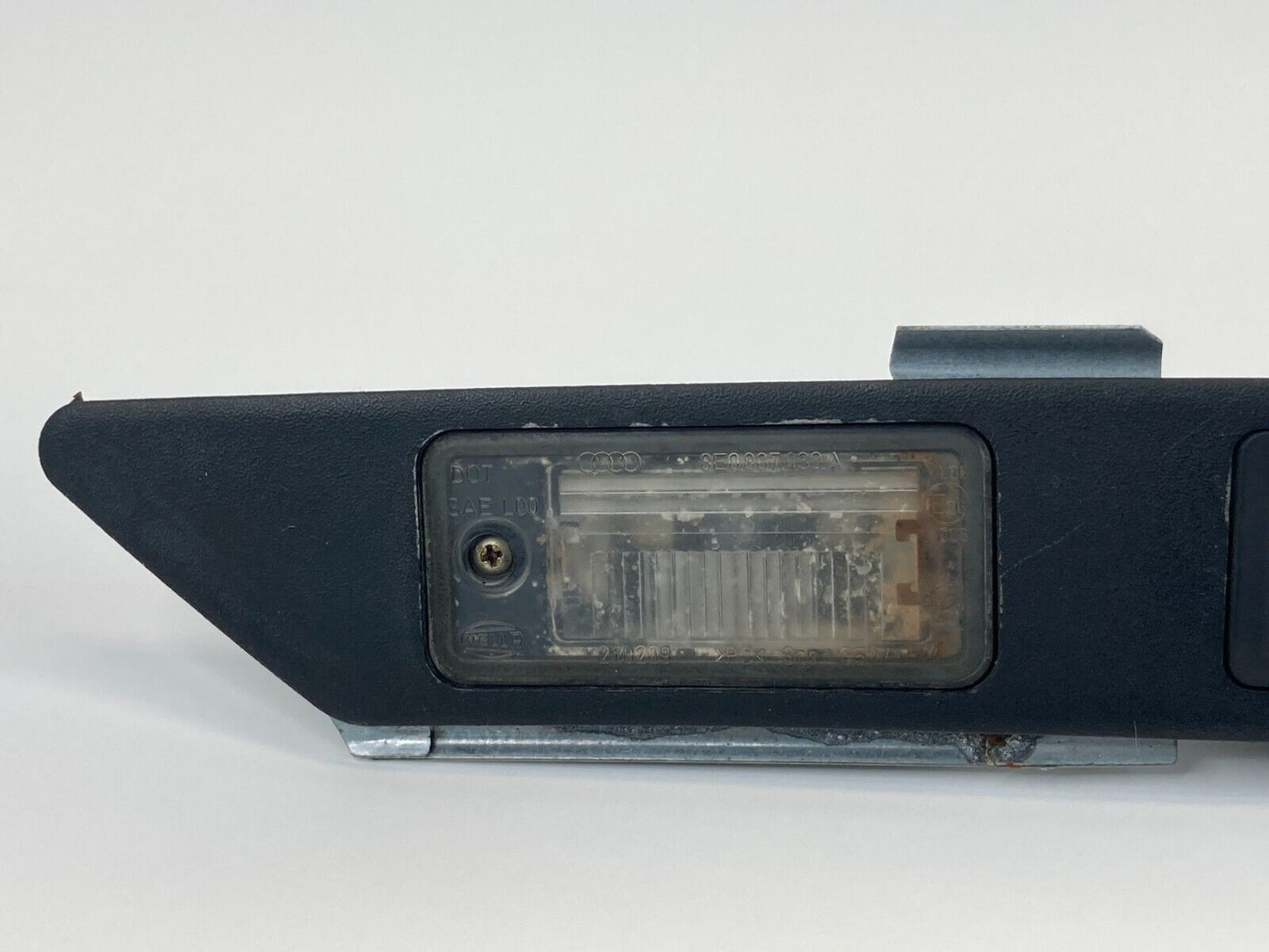 05-08 Audi A6 Quattro Rear License Plate Light Lamp Bezel Molding 8E0807430A OEM