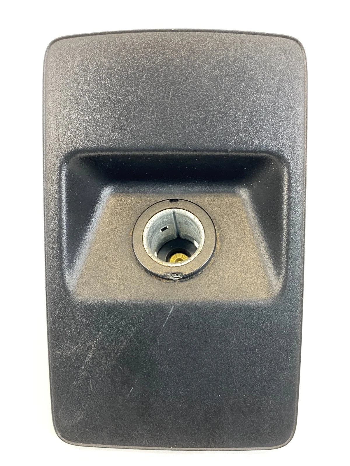 2009 2010 DODGE JOURNEY REAR CENTER CONSOLE SOCKET POWER OUTLET 100001095 OEM