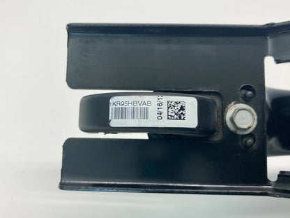 2011-2014 AVENGER CHRYSLER 200 FRONT LEFT EXTERIOR DOOR HANDLE 1KR95HBVAB OEM