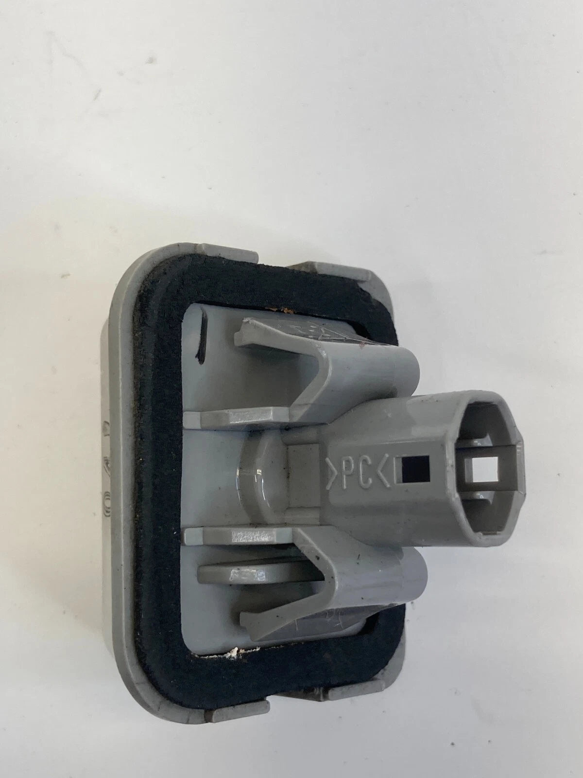 2007-2012 MAZDA CX-7 CX7 REAR TRUNK LICENSE PLATE LIGHT LAMP 130-61971 OEM