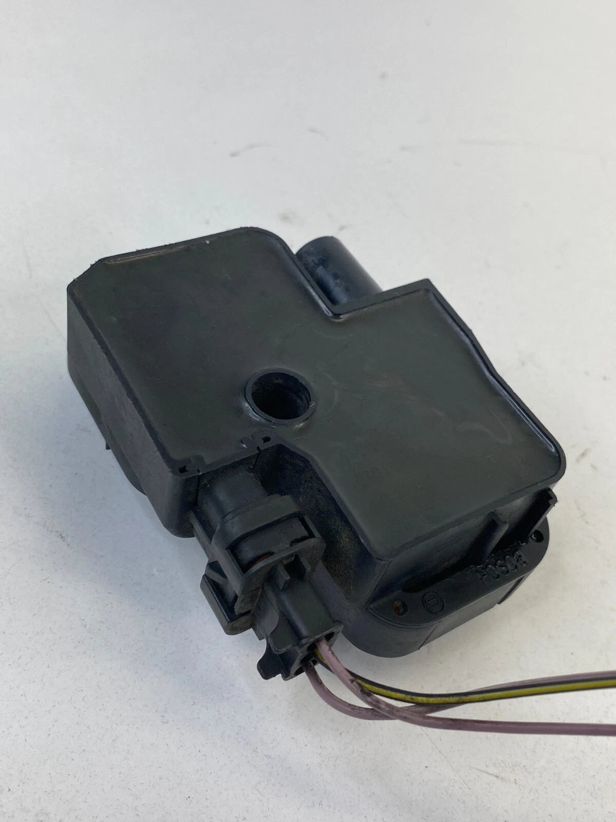 99-03 MERCEDES-BENZ CLK 430 4.3L ENGINE IGNITION COIL INGITER A0001587803 OEM