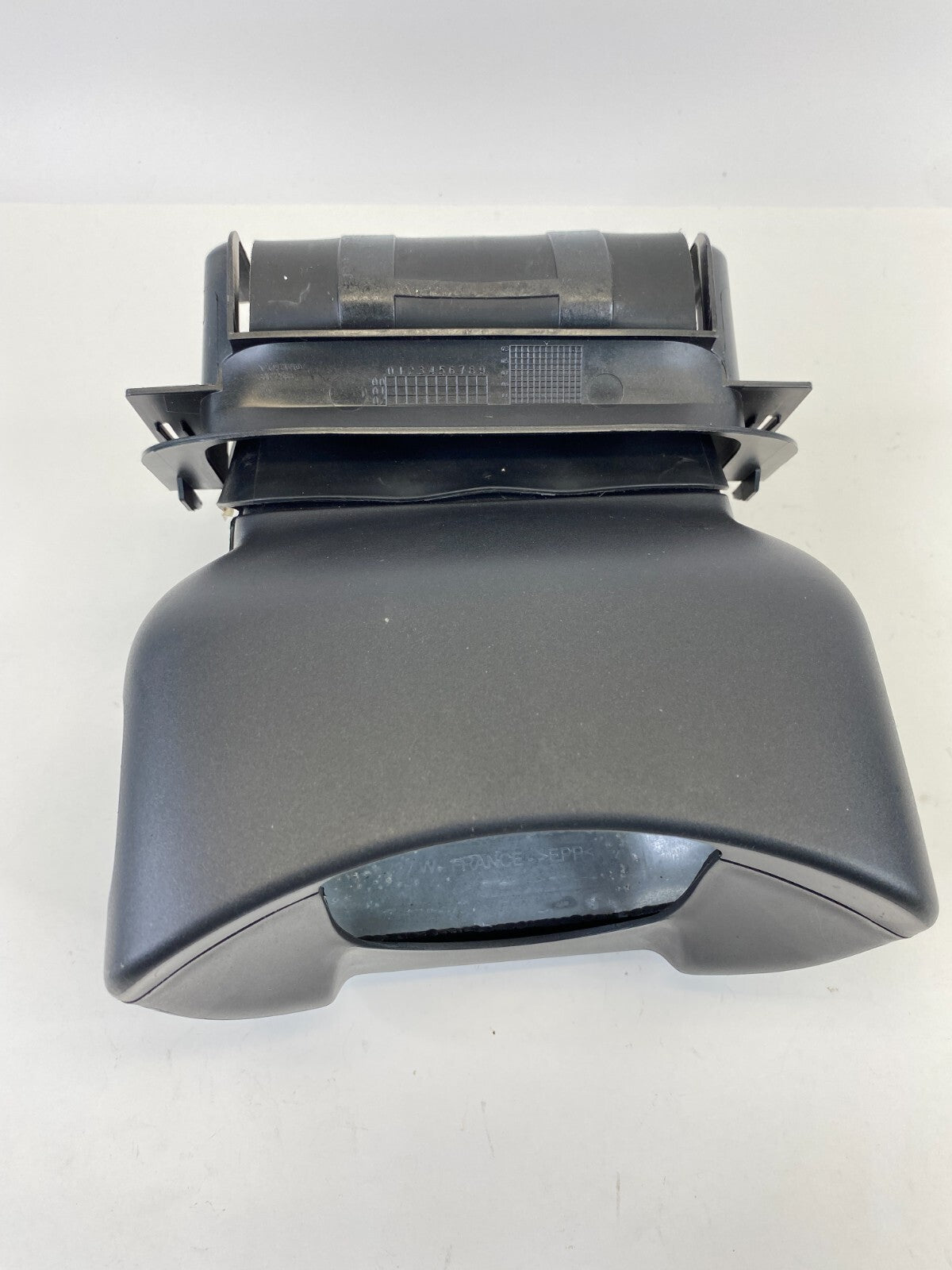 04-11 Volvo S40 Steering Column Upper & Lower Cover Trim Shroud 30680133 OEM