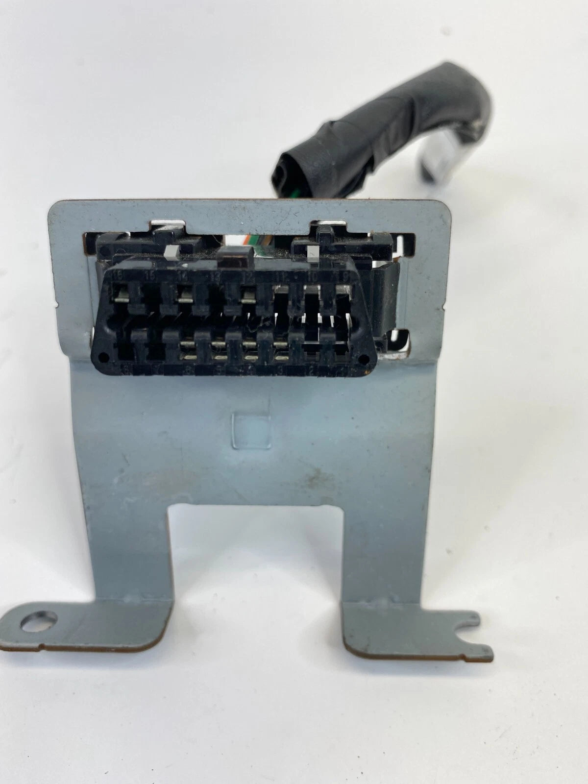 11 HYUNDAI TUCSON INTERIOR DASH FUSE RELAY BOX CONNECTOR WIRING MAIN 9115-2S332