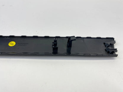 2012-2015 VW VOLKSWAGEN PASSAT FRONT RIGHT DOOR PANEL MOLDING BEZEL 561867410B