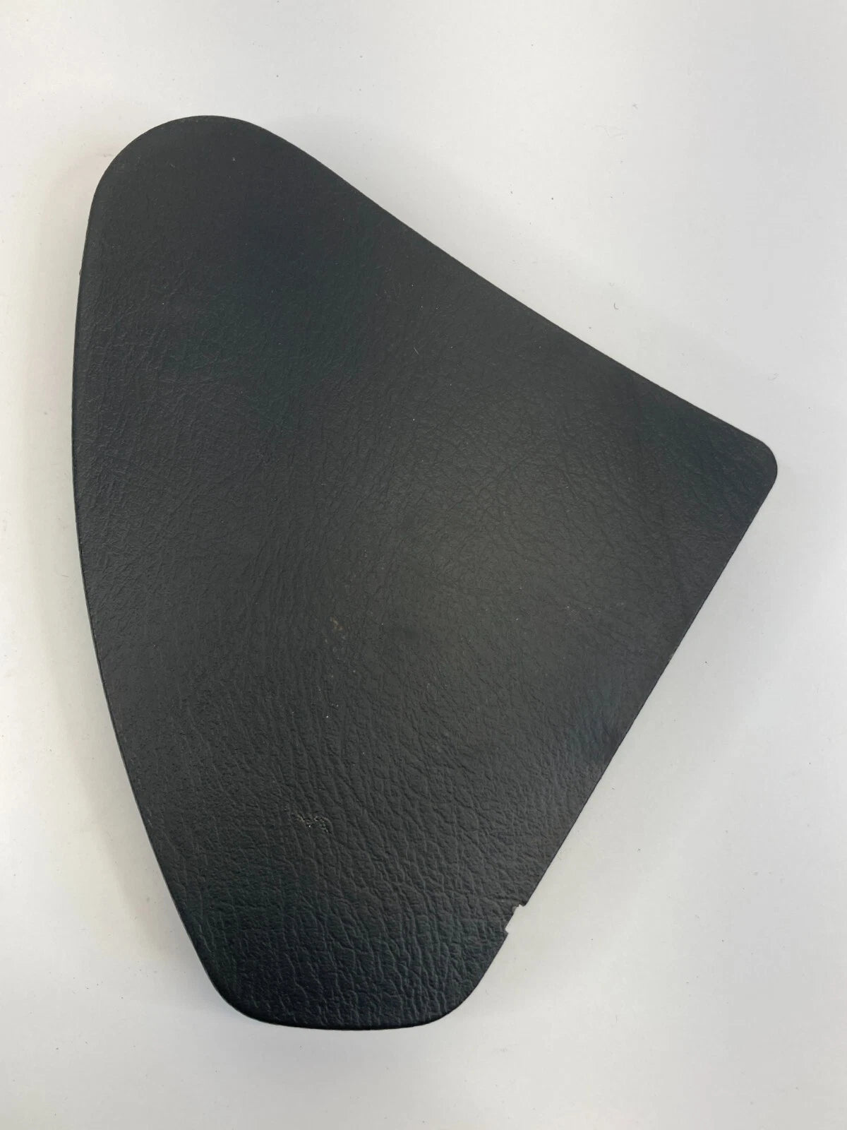 2001-2005 HONDA CIVIC DASH RIGHT PASSENGER SIDE END COVER TRIM 77210-S5A-A010