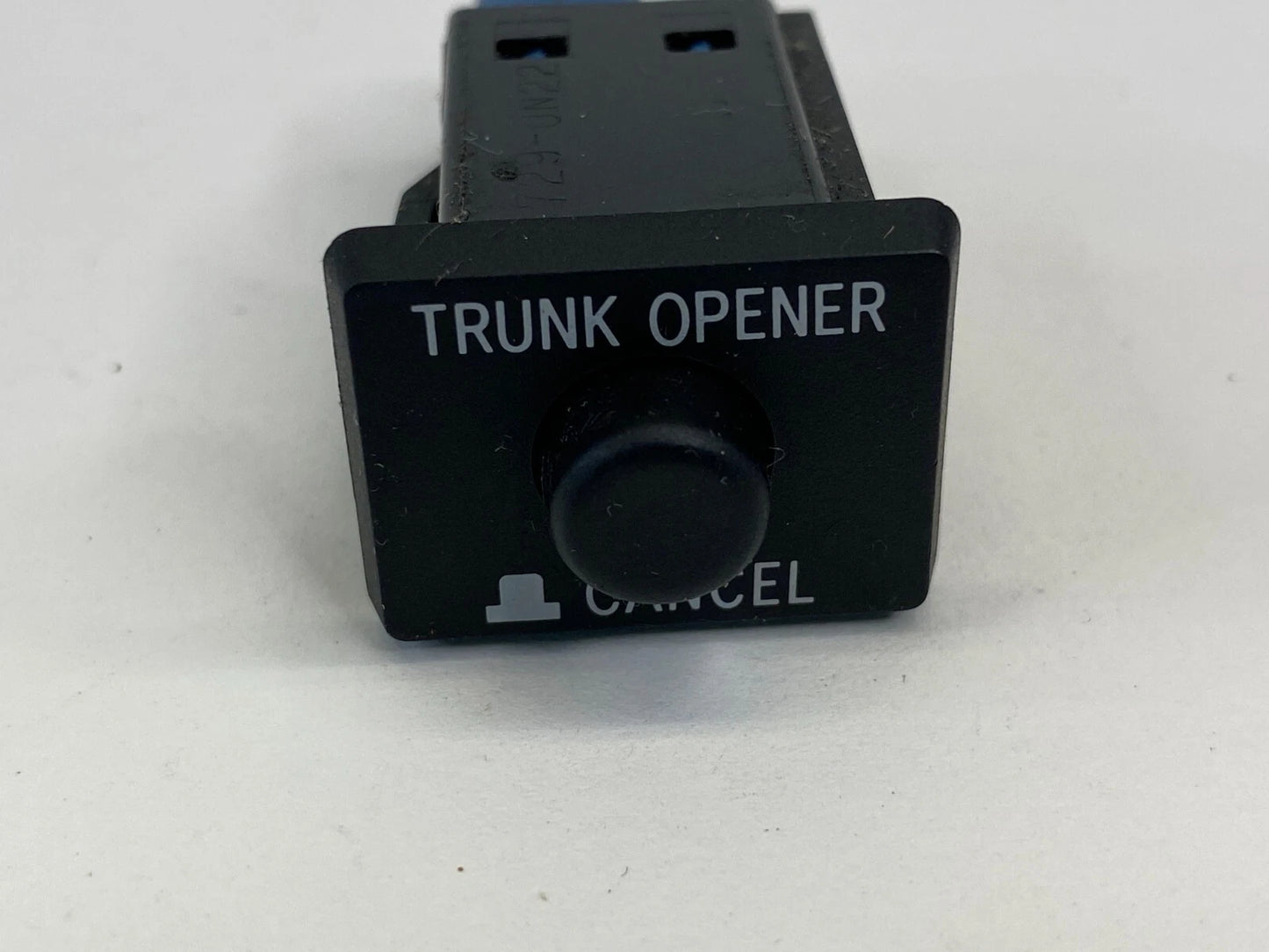 2002 2003 LEXUS ES300 2004-2006 LEXUS ES330 TRUNK LID OPENER BUTTON SWITCH OEM