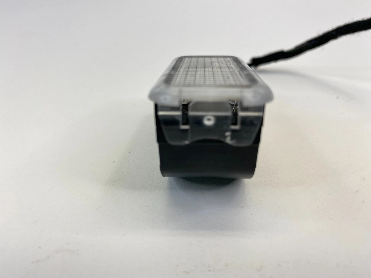 2006-2013 AUDI A3 GLOVE BOX INTERIOR COURTESY LIGHT LAMP ASSEMBLY 893971632 OEM
