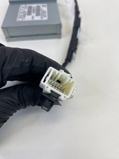 2008-2012 Honda Accord USB Adapter Control Module 39113-TC0-T11-M1 OEM